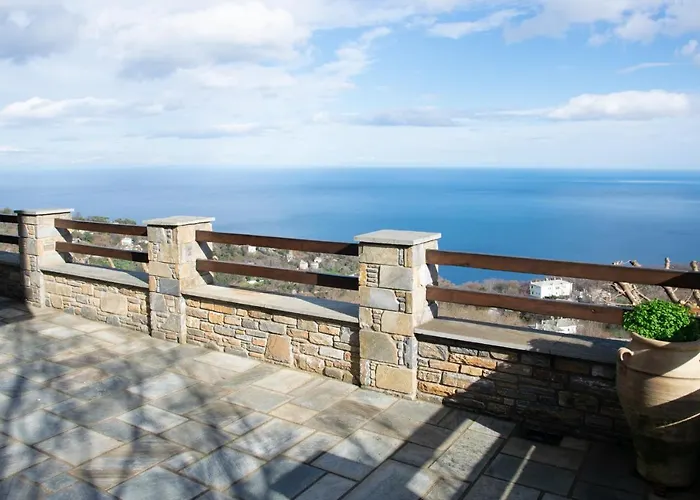 Βίλα θαλλώ Luxurious *